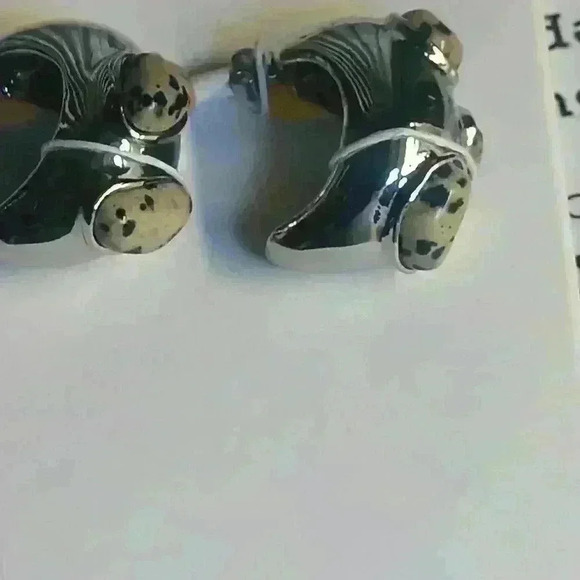 Zara Earrings - Picture 5 of 6